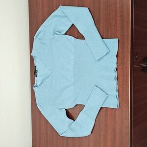 Antonio Melani XS V Neck Light Steel Blue Wool Blend Sweater